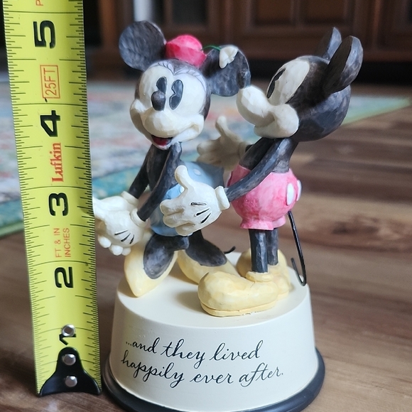 Disney Mickey and Minnie Mouse 'Happily Ever After' Figurine - Picture 8 of 8